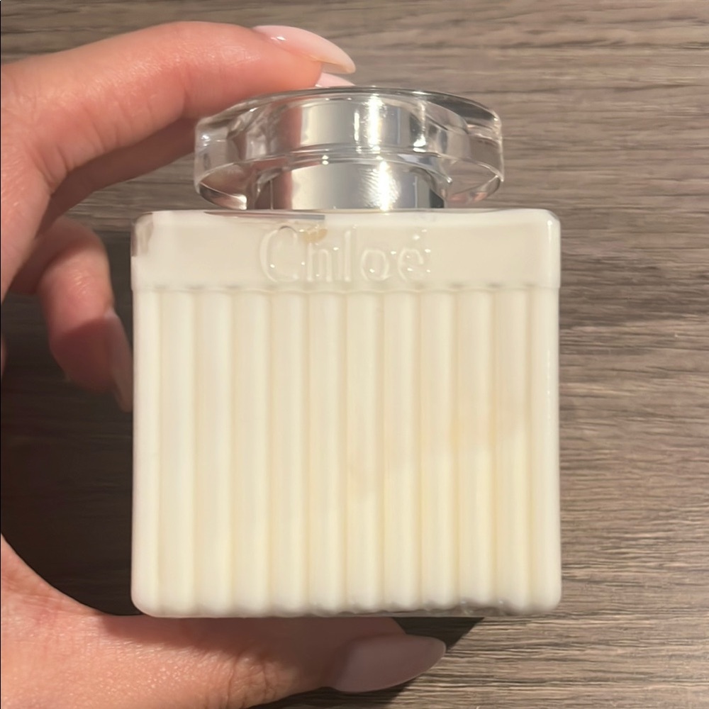 CHLOE perfumed body lotion